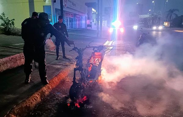 ¡P'AL CHATARRERO! - SE LE PRENDIÓ A MEDIO CAMINO