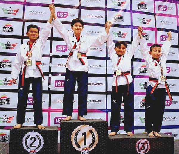 ¡MEDALLA DE BRONCE PARA  RAFAEL MEDRANO! - NACIONAL ESCOLAR