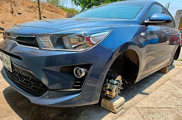 ¡RE-ATACAN LOS “ROBA-LLANTAS! - *AHORA EN TORRENTES Y OASIS!