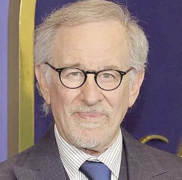 ¡STEVEN SPIELBERG SE UNE A LA CAMPAÑA DE BIDEN!