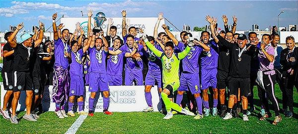 ¡RACING GANA SU PRIMERA COPA EN LIGA PREMIER!