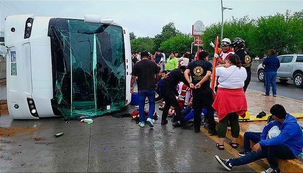 ¡40 VERACRUZANOS LESIONADOS! - *Habían Salido de Minatitlán hacia Monterrey