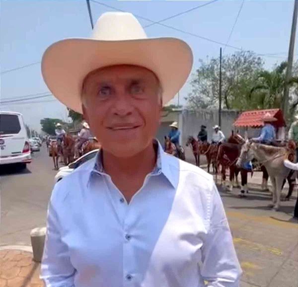 ¡SE LA REVIRA! - *“Que Nahle se preocupe por su apellido y no por los Yunes”