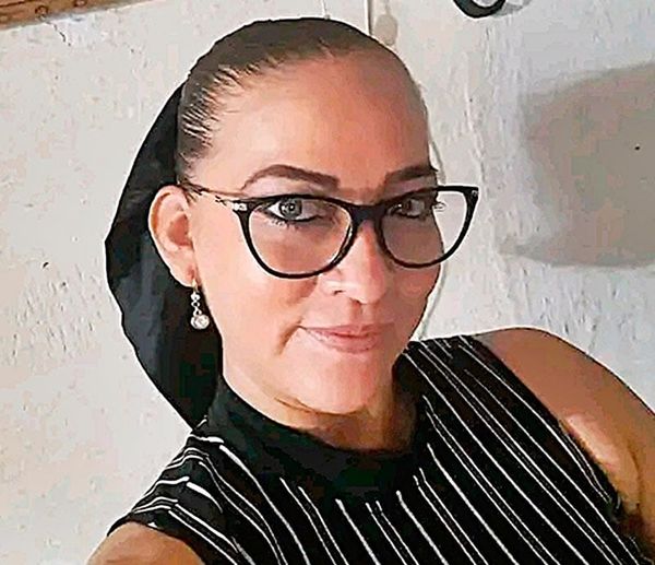 ¡KARINA ALEJANDRA SALIÓ DE SU CASA Y DESAPARECIÓ!