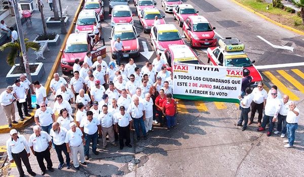 ¡TAXISTAS PIDEN QUE SALGAN A VOTAR! - *QUE PAVIMENTEN CALLES Y YA NO SUBA EL PRECIO DE LA GASOLINA