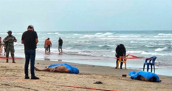 ¡TRAGEDIA EN PLAYAS DE TUXPAN! - *MUEREN AHOGADOS CUATRO TURISTAS DEL ESTADO DE MÉXICO