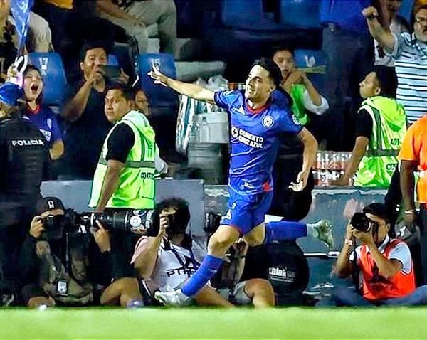 ¡CRUZ AZUL Y RAYADOS, ULTIMOS INVITADOS A LAS SEMIFINALES! - *Quedan fuera Pumas y Tigres