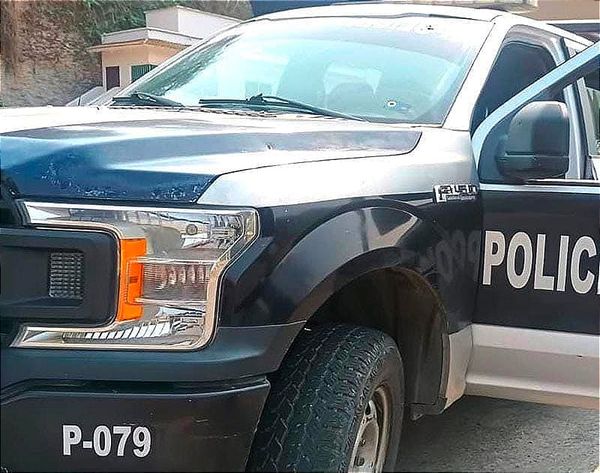 ¡LOS TIROTEAN! - *Ningún Oficial Resultó Herido en el Ataque Armado *Estaban en una Gasolinera *Operativo en Tuxpan.