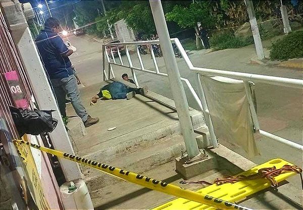 ¡ACRIBILLAN A VAQUERO EN CATEMACO! - *NO LE AVISÓ QUE ERA UN DUELO A BALAZOS