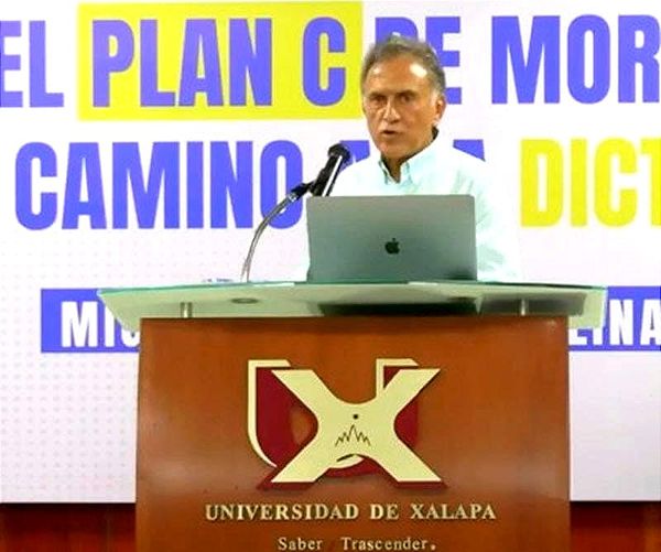 ¡ES LA DICTADURA! - AY NANITAS