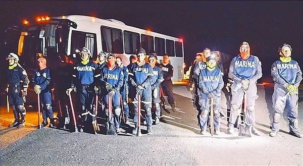 ¡MARINOS DE SEMAR APAGAN INCENDIO EN ALVARADO!