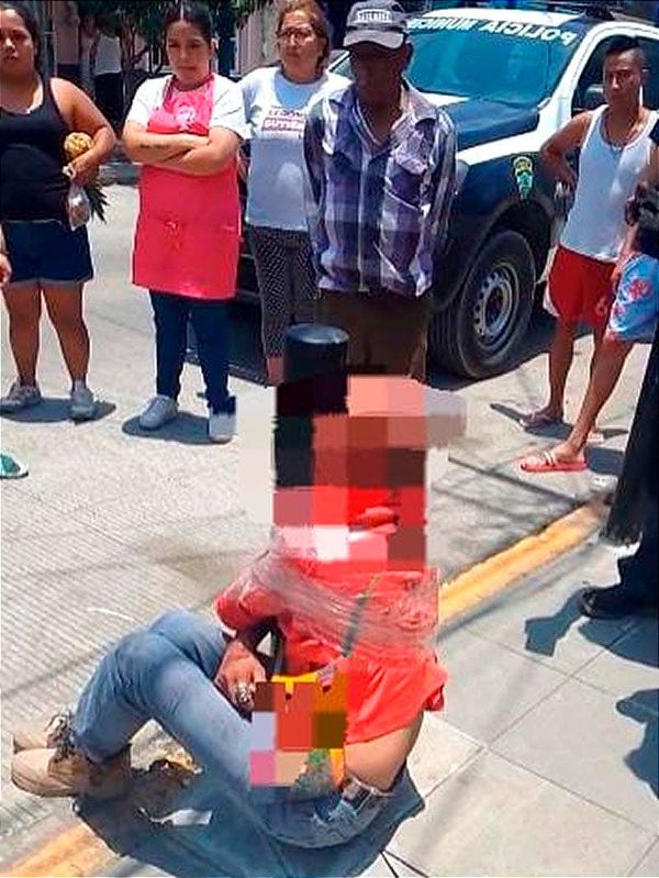 ¡AMARRAN A CALENTURIENTO! - *VECINOS LE DIERON UNA TUNDA
