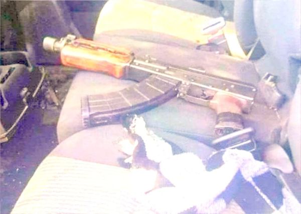 ¡FUEGO CRUZADO! - *CHOCAN CIVILES ARMADOS Y TROPAS DE SEDENA