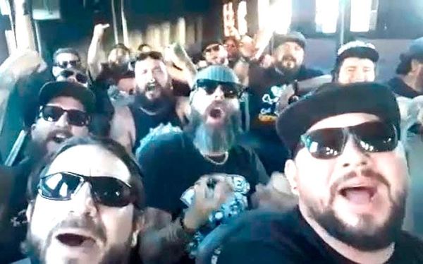 ¡FORTACHONES SE VIRALIZAN CANTANDO LA MALDITA PRIMAVERA DE YURI!