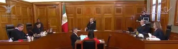 ¡LA DEJAN SOLA! - *Freno a Extinción de Fideicomisos de PJF Sigue Vigente