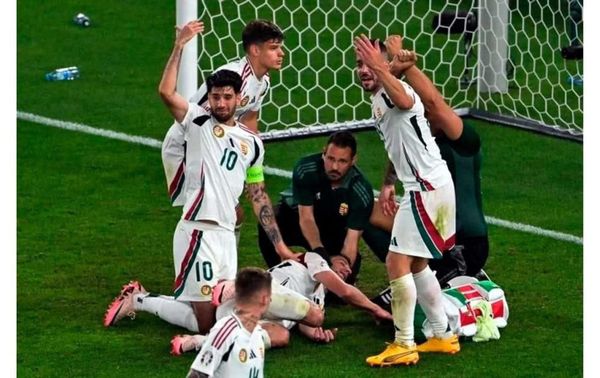 ¡DRAMÁTICO TRIUNFO DE HUNGRÍA SOBRE ESCOCIA!