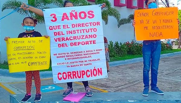 ¡ARRIETA VUELVE A PROTESTAR EN EL IVD!