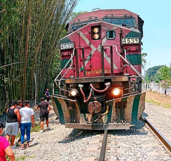 ¡SE DESCARRILA EL TREN! - BOULEVARD CÓRDOBA- FORTÍN!