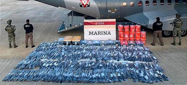 ¡SE LLEVAN TODO! - ARMAS, BALAS Y DROGA