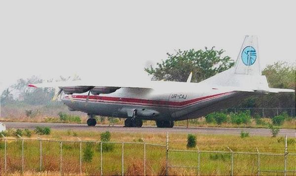 ¡ATERRIZA UN “MONSTRUO”! - * EL AVIÓN ANTONOV TRAE 3.5 TONELADAS DE INSUMOS PARA PEMEX