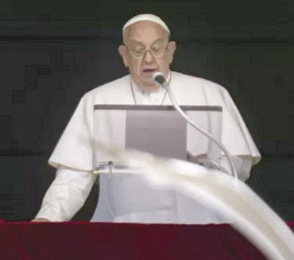 ¡EL PAPA FRANCISCO PIDE AYUDA HUMANITARIA URGENTE PARA GAZA!