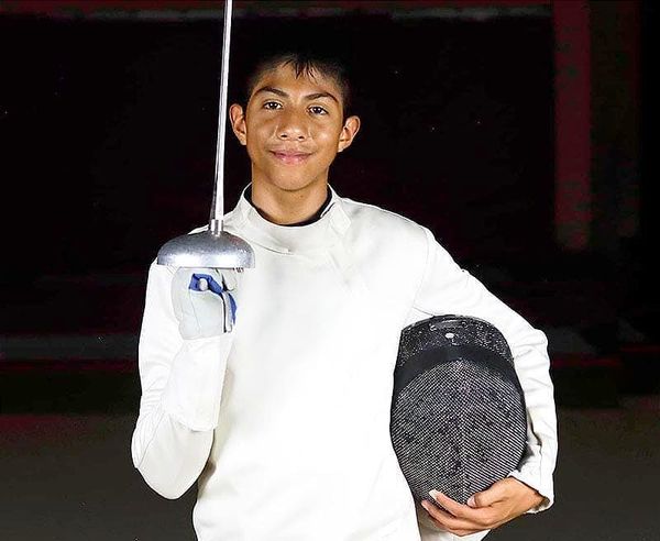 ¡VENDE CHOCOLATES PARA ASISTIR A PANAMERICANO! - ESGRIMISTA VERACRUZANO