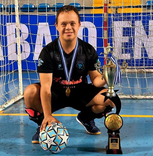 ¡”SÚPER JAVI” BRILLA EN EL FUTBOL SALA! - *Seleccionado nacional y gana el Campeonato Latinoamericano