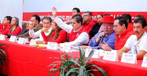 ¡EN SUS MARCAS! - *Los Priistas se Sacuden