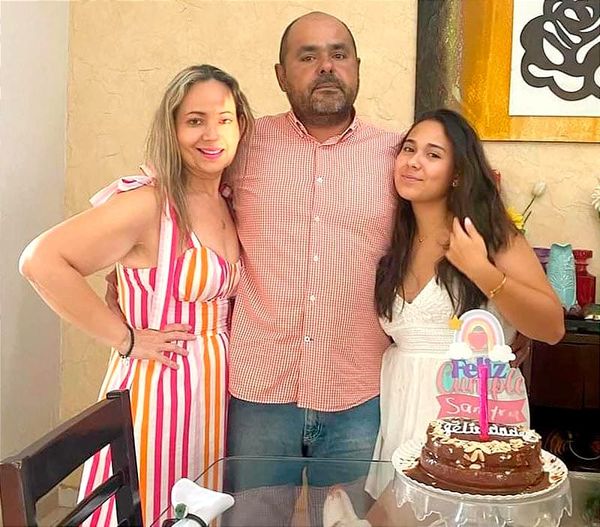 SAMYRA SOPHIA FESTEJA SU CUMPLE 16!