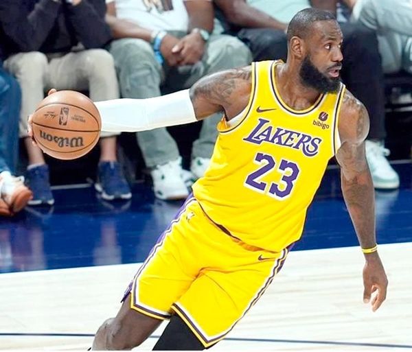 ¡QUIERE LEBRON JAMES UN EQUIPAZO EN LOS LAKERS!
