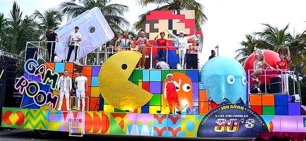 PRIMER GRAN PASEO DE CARNAVAL!