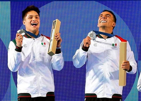 ¡GRANDES MEDALLISTAS! - *Osmar y Juan sortean de todo para triunfar en París