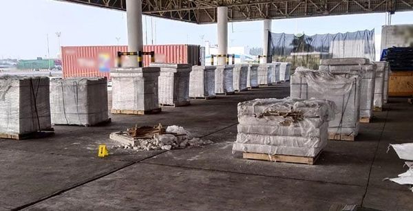 ¡ASEGURAN 3 TONELADAS DE MARIHUANA EN LA ADUANA!