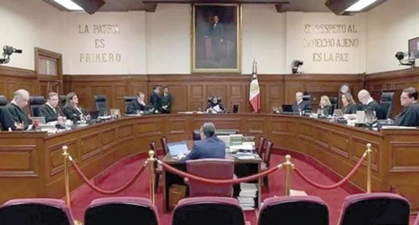 ¡LE REDUCEN MINISTROS 47% SUS SALARIOS!