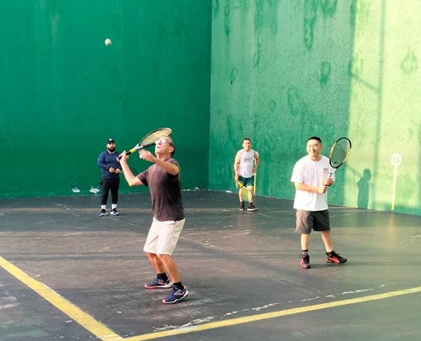 ¡INVITAN A TORNEO DE FRONTENIS EN LEYES DE REFORMA!