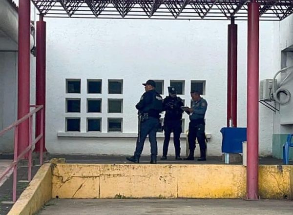 ¡LOS TIROTEAN! - A EMPLEADOS DEL AYUNTAMIENTO DE SAYULA
