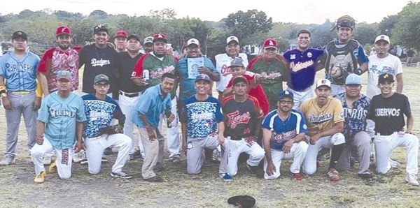 ¡CACHORROS DEL MANGO NO SUELTAN EL LIDERATO!