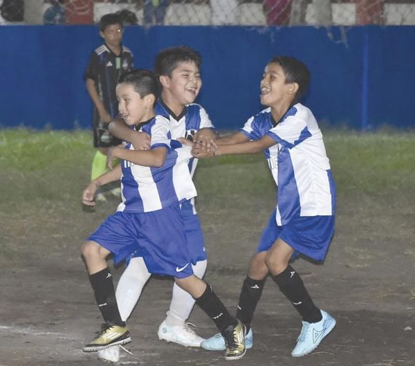 ¡RAYADOS SE MIDE A  TLACUACHES EN EL FÚTBOL DE LA BICENTENARIO!