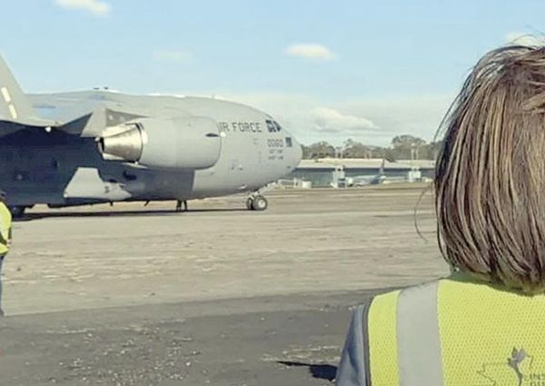 ¡MÉXICO PROHÍBE QUE VUELO DE FUERZA AÉREA DE EU CON DEPORTADOS USE SU ESPACIO AÉREO!