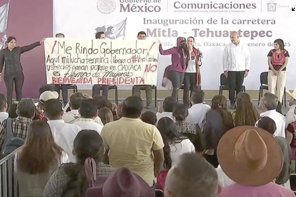 ¡EN OAXACA NO ES TIEMPO DE MUJERES, DICE SAXOFONISTA MARÍA ELENA RÍOS!