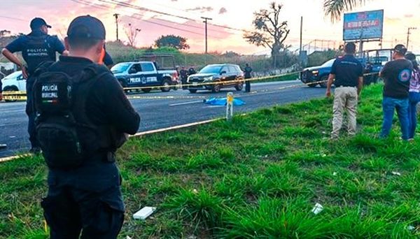 ¡PEATÓN MUERE ARROLLADO FRENTE A EL LENCERO!