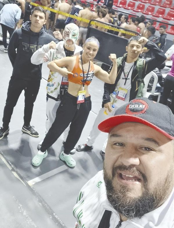 ¡VERACRUZ BRILLA EN EL CONTINENTAL DE ARTES MARCIALES MIXTA!