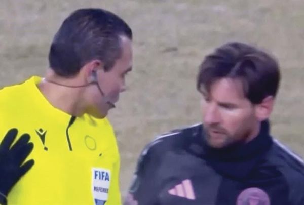 ¡SANCIONAN AL “GATO” ORTIZ POR PEDIR AUTÓGRAFO A MESSI!