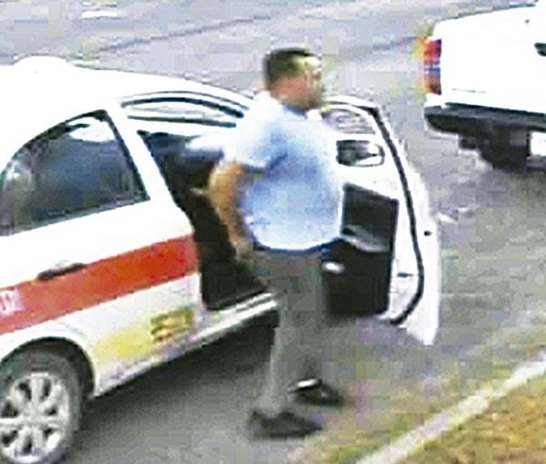 ¡BUSCAN AL TAXI VB-1321!