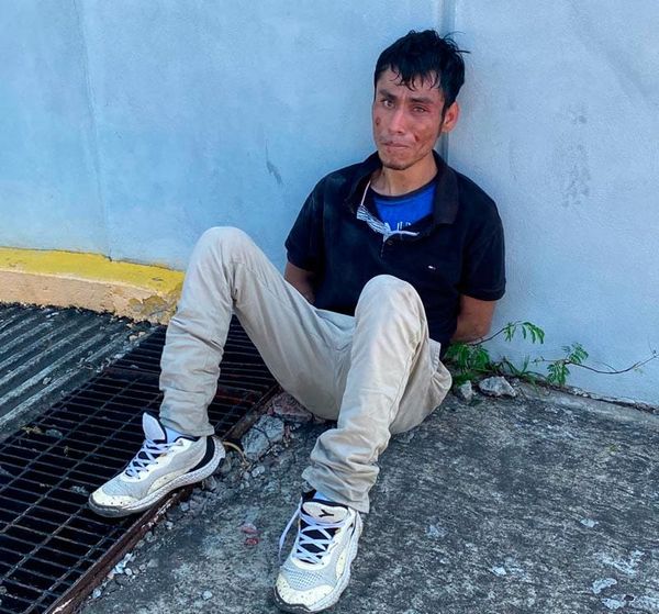 ¡ATRAPAN A “RATOTA” DESPUÉS DE ROBAR EN UNA TIENDA OXXO!