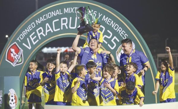 ¡BAJA SE CORONA! - NACIONAL CATEGORIA 2016