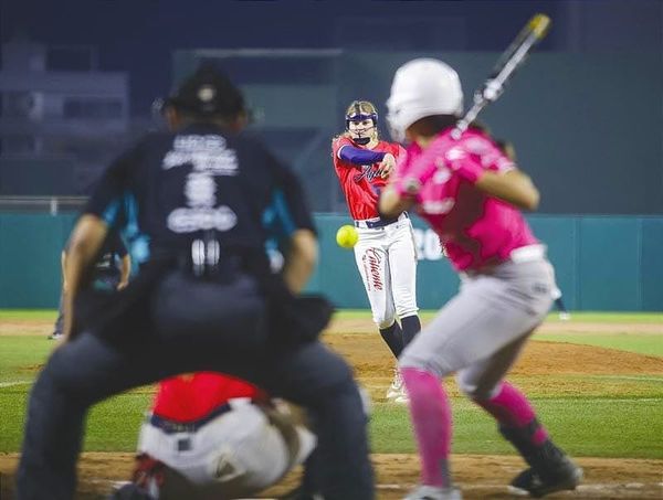 ¡EL ÁGUILA VENCE 2-1 A BRAVAS DE LEÓN!