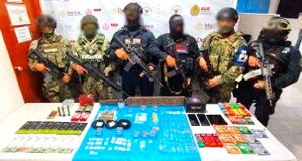 ¡ASEGURAN GOMITAS CON DROGA EN CASA DE MUJER ASESINADA EN TUXPAN!