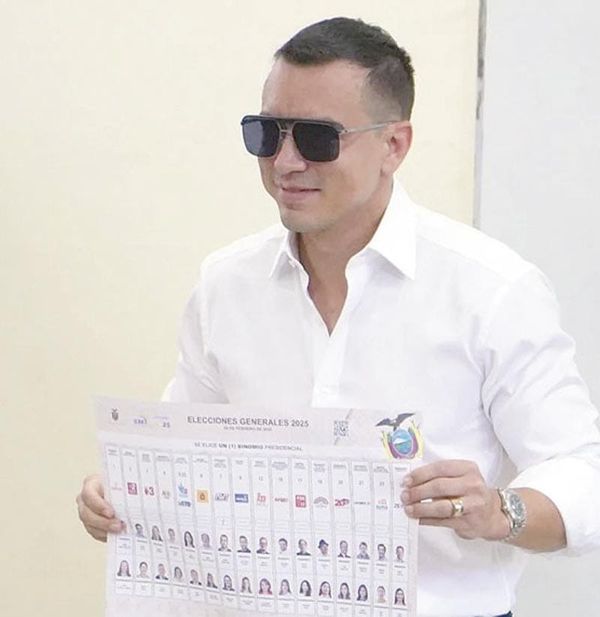 ¡NOBOA LE PASA FACTURA: SU 70% DE POPULARIDAD SE TRADUJO EN 44% DE VOTOS!