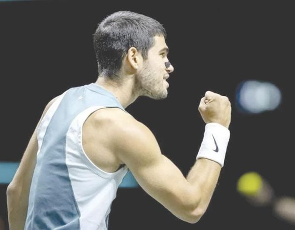 ¡ALCARAZ AVANZA EN SU ESTRENO EN EL ATP 500 DE ROTTERDAM!